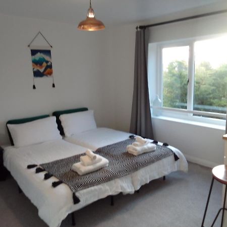 Beech House 20 Minute Walk To Airport Lejlighed Bristol Eksteriør billede